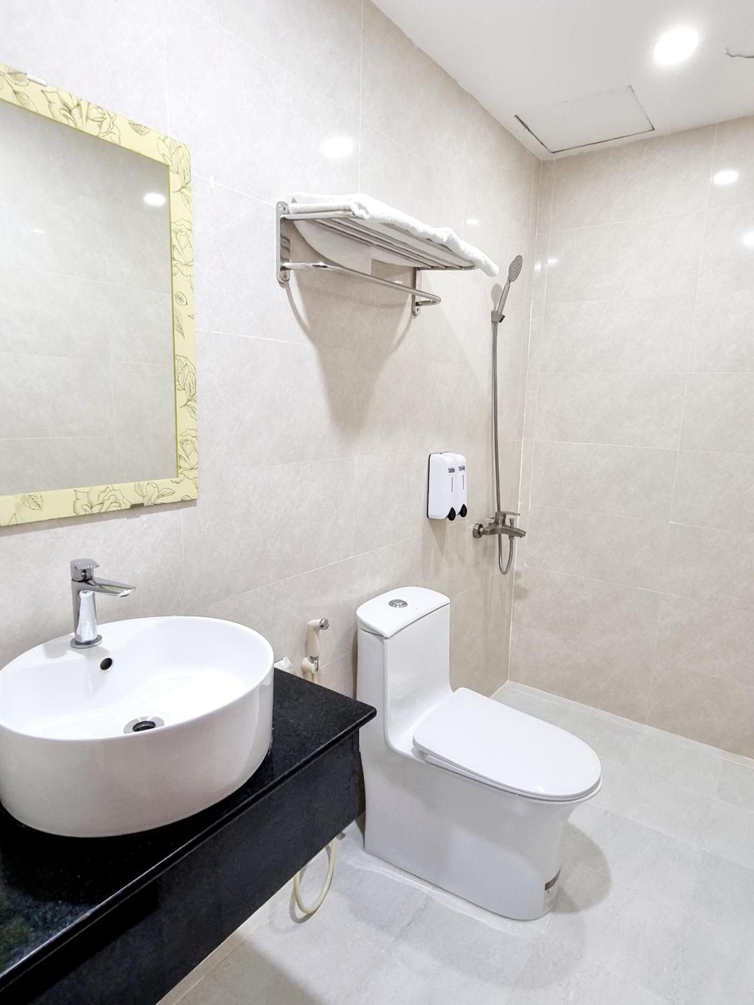 Minh Khue Hotel Vĩnh Long Dış mekan fotoğraf